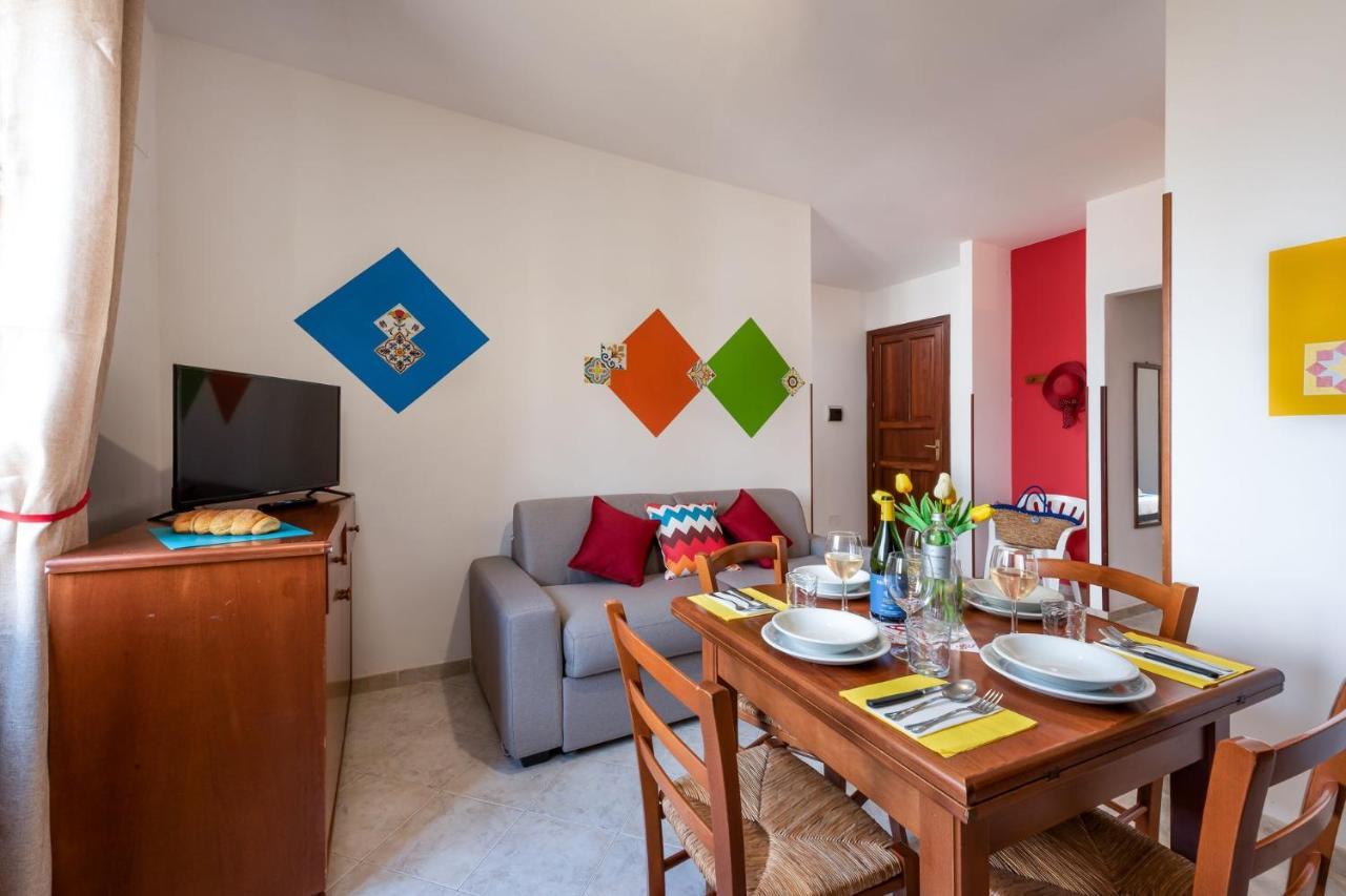 I Tre Golfi Beach Apartments 산비토로카포 외부 사진