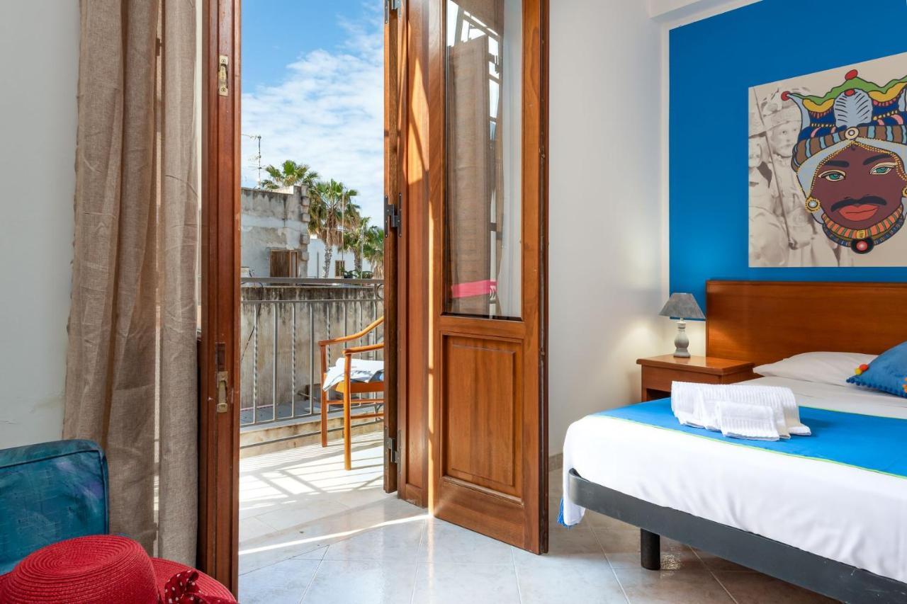 I Tre Golfi Beach Apartments 산비토로카포 외부 사진