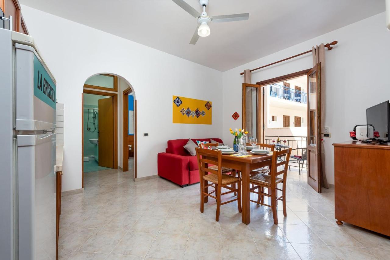 I Tre Golfi Beach Apartments 산비토로카포 외부 사진