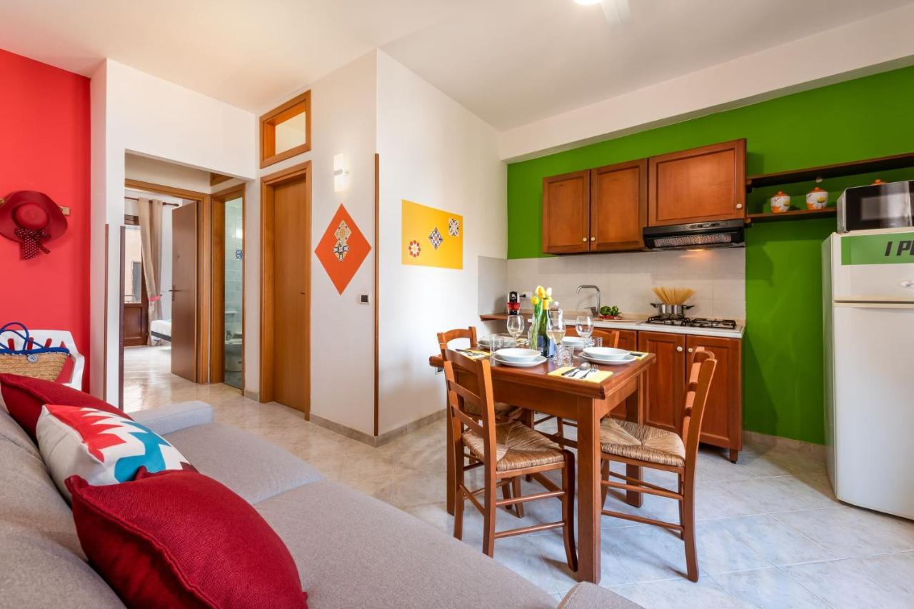 I Tre Golfi Beach Apartments 산비토로카포 외부 사진