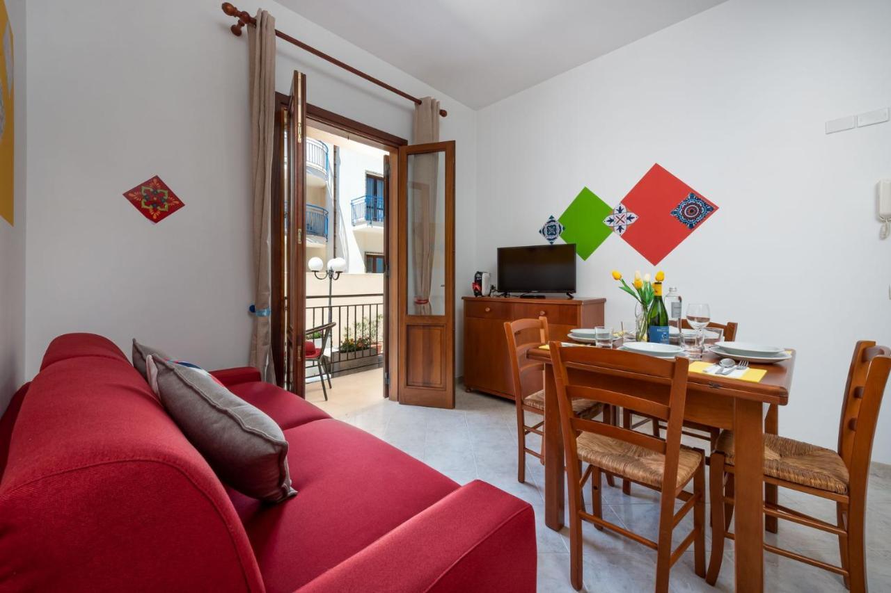 I Tre Golfi Beach Apartments 산비토로카포 외부 사진