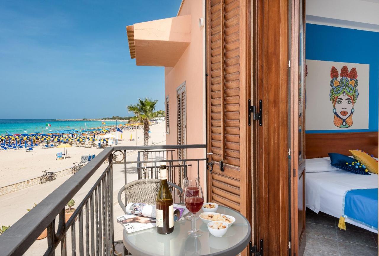 I Tre Golfi Beach Apartments 산비토로카포 외부 사진