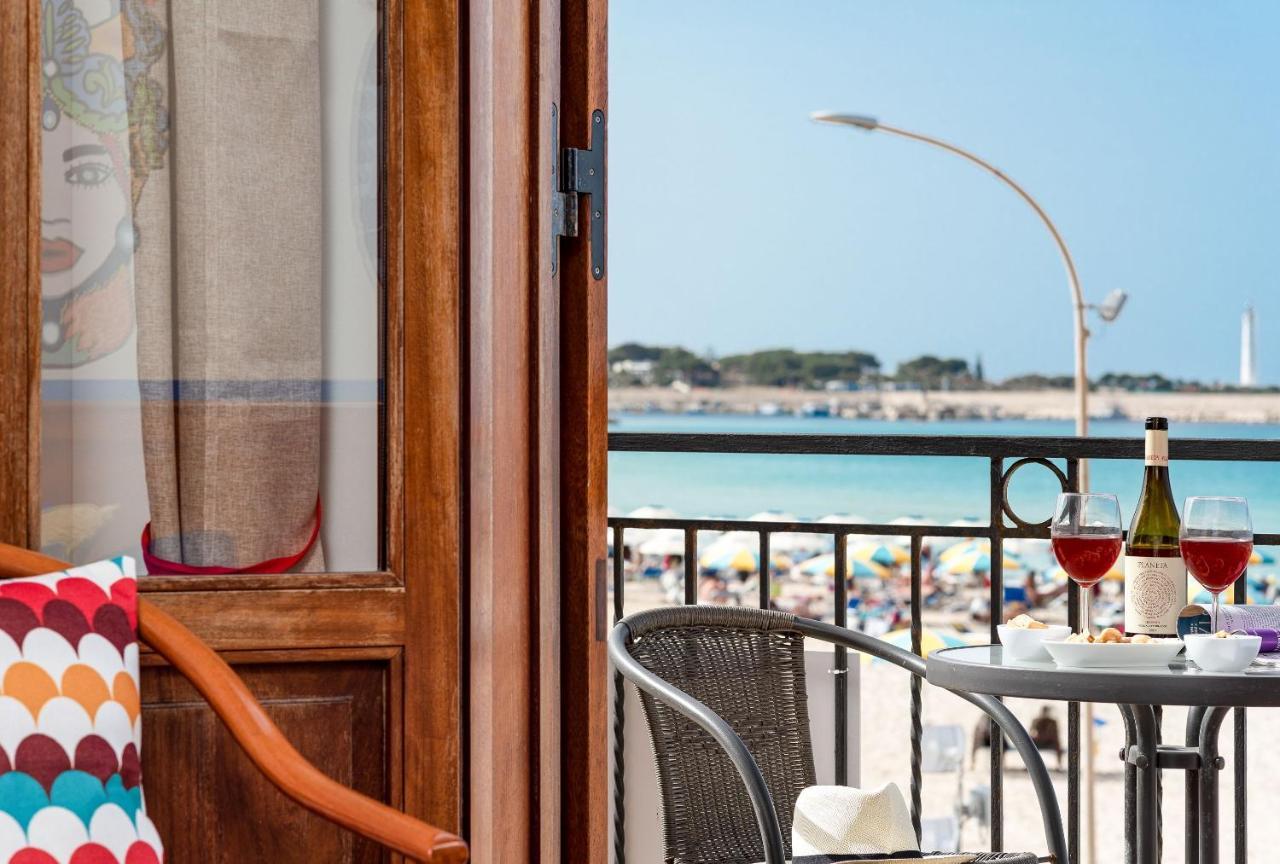 I Tre Golfi Beach Apartments 산비토로카포 외부 사진